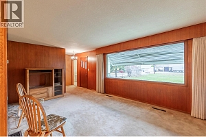 2619 Lakeshore Road - Photo 17