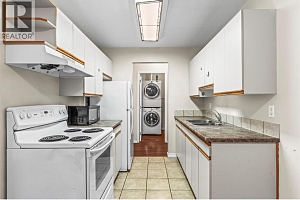 3800 28A Street Unit# 205 - Photo 4