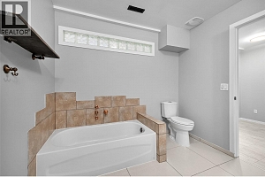 1503 Tanemura Crescent - Photo 35