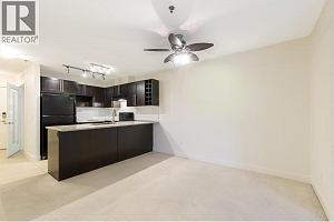 1083 Sunset Drive Unit# 303 - Photo 10