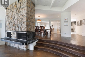 2519 Hillsborough Road - Photo 11