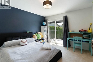 2519 Hillsborough Road - Photo 37