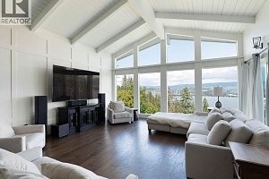 2519 Hillsborough Road - Photo 9