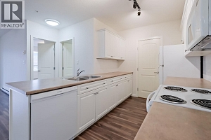 140 Asher Road Unit# 305 - Photo 8