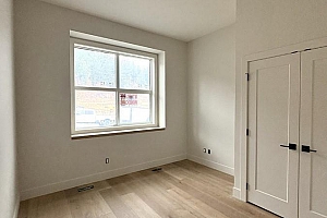 2066 Cortina Drive - Photo 19