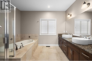 5165 Trepanier Bench Road Unit# 250 - Photo 18