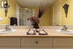 3570 Woodsdale Road Unit# 305 - Photo 13