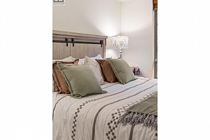 2780 Auburn Road Unit# 206 - Photo 17