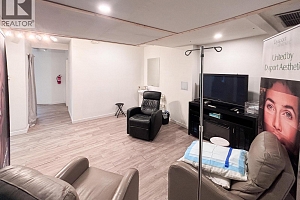 2437 Main Street Unit# A - Photo 9