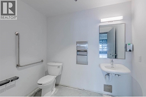 810 Clement Avenue Unit# 102 - Photo 15