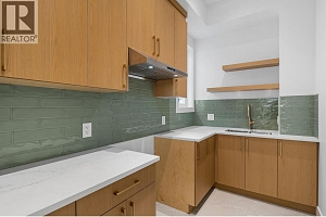 1012 Bull Crescent - Photo 13