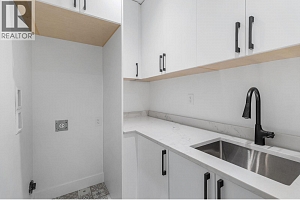 1012 Bull Crescent - Photo 18