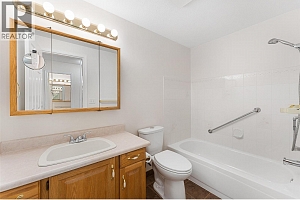 1055 Lawrence Avenue Unit# 210 - Photo 22