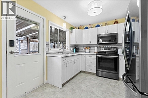 4205 Wellington Drive - Photo 6