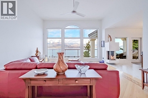 378 Okaview Road - Photo 2