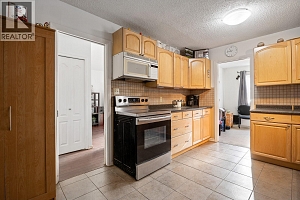 1074 Raymer Avenue - Photo 11