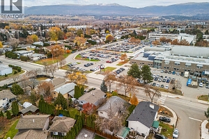 1074 Raymer Avenue - Photo 27