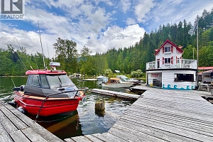 3614 Lumby Mabel Lake Road - Photo 16