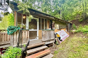 3614 Lumby Mabel Lake Road - Photo 44