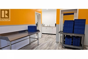 1890 Cooper Road Unit# Care of - Photo 8