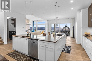 1068 Clarance Avenue - Photo 14