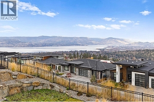 1068 Clarance Avenue - Photo 4