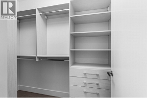 1068 Clarance Avenue - Photo 44