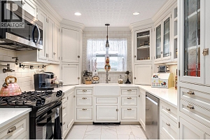 1024 Rutland Road - Photo 4