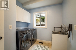 2584 Lucinde Road - Photo 30