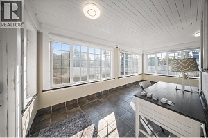 2340 Pandosy Street - Photo 15