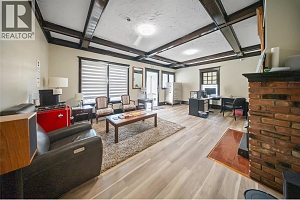 2340 Pandosy Street - Photo 6