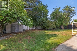 1511 Lambert Avenue - Photo 26