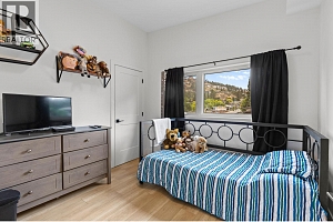 1511 Lambert Avenue - Photo 34