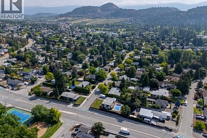 1511 Lambert Avenue - Photo 76