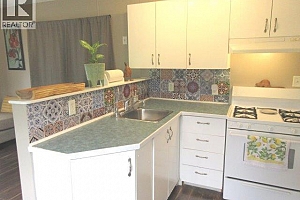 415 Commonwealth Road Unit# 68 - Photo 3