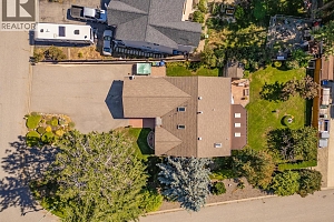 2952 Sandberg Road - Photo 2