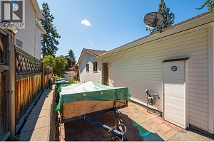 2952 Sandberg Road - Photo 45