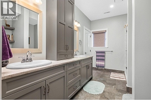 3473 Lakeview Place Unit# 202 - Photo 19