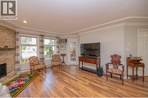 3300 Centennial Drive Unit# 102 - Photo 3