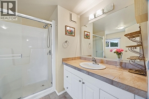 2098 Boucherie Road Unit# 66 - Photo 12