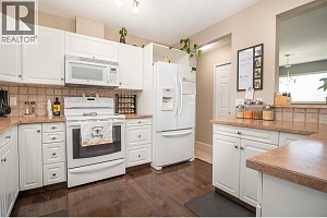 1310 Mary Court - Photo 13