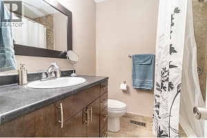 1310 Mary Court - Photo 15