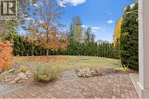 3932 Lakevale Place - Photo 32