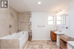 71 Antoine Road Unit# 4 - Photo 15