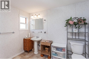 71 Antoine Road Unit# 4 - Photo 16