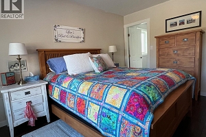 814 8 Avenue - Photo 15