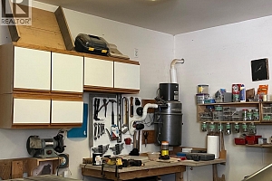 814 8 Avenue - Photo 36