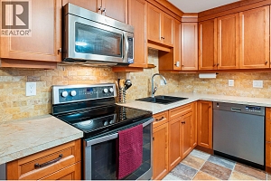 1055 Lawrence Avenue Unit# 206 - Photo 9