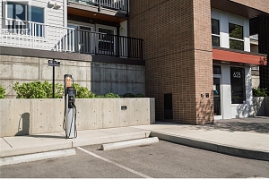 625 Academy Way Unit# 210 - Photo 2