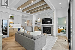 1062 Emslie Street - Photo 7